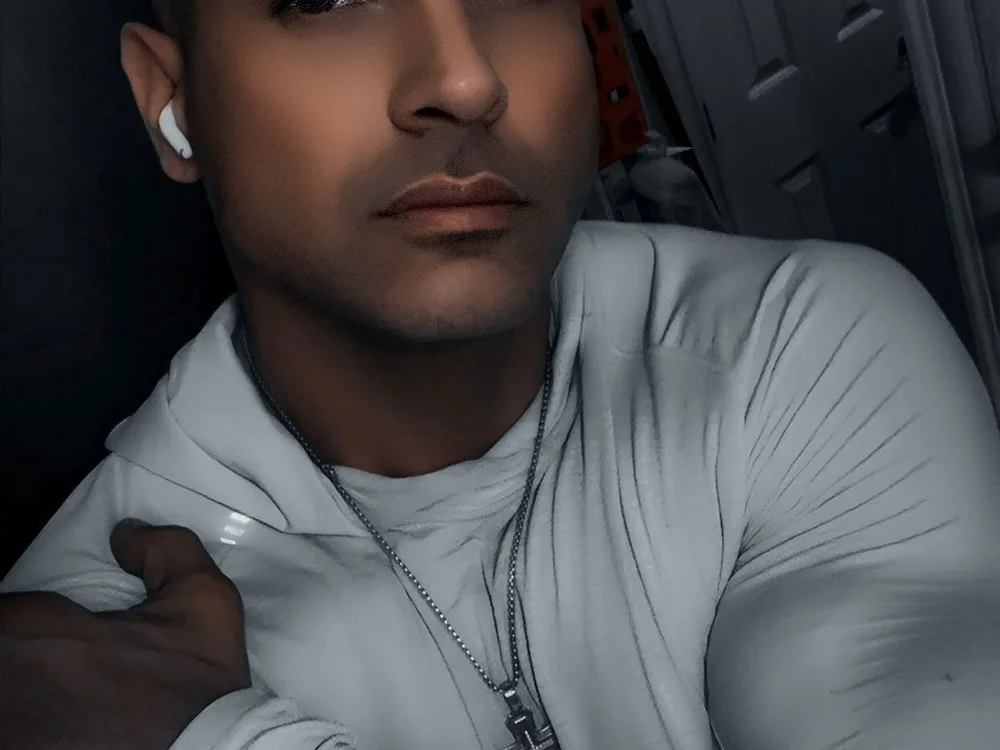 mysteriousNoFace offline chatrum