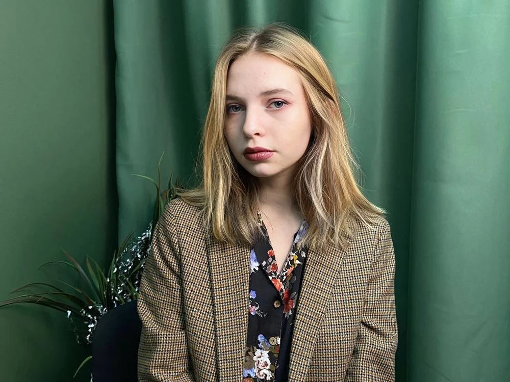 EmilieMarierr's Offline XXX Chat