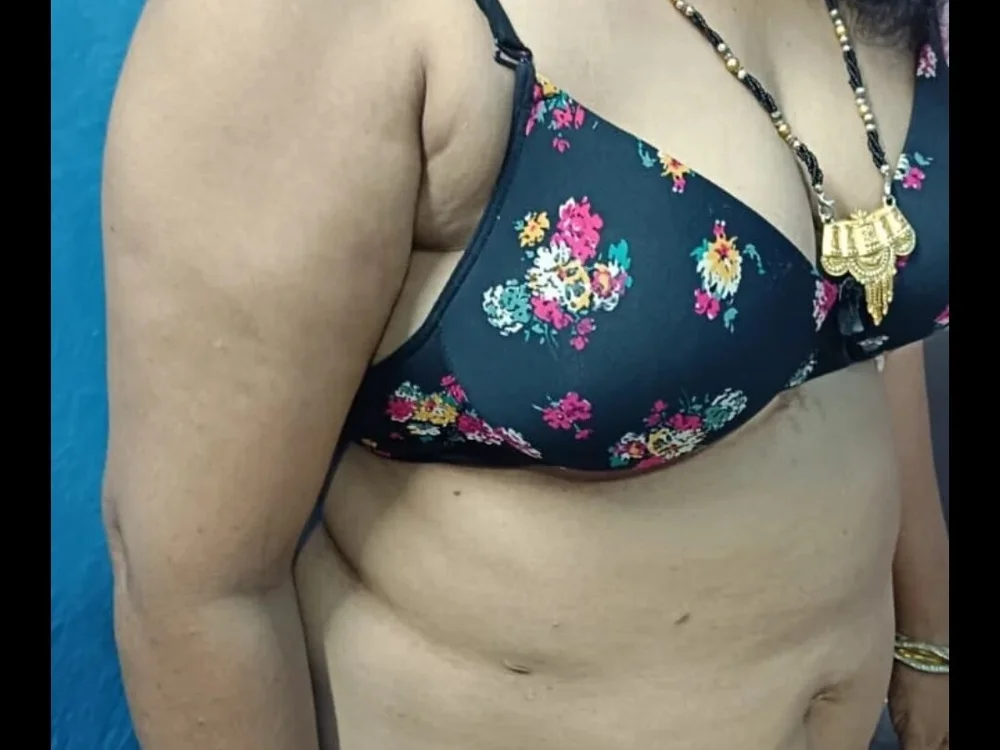 India_Hot_1 Chat XXX Ngoại tuyến