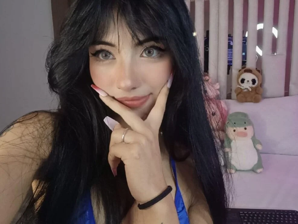 Kitty_Eliffe's Offline XXX Chat