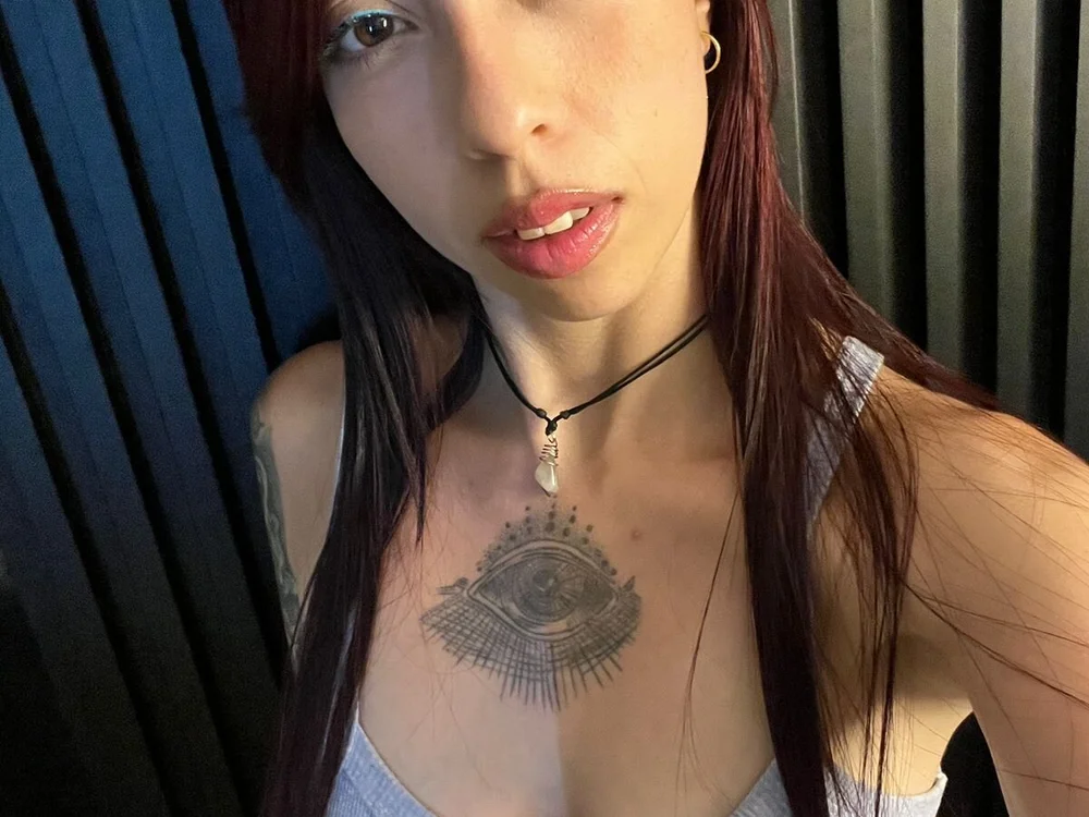 Hanna_Vinn Offline Chatrum
