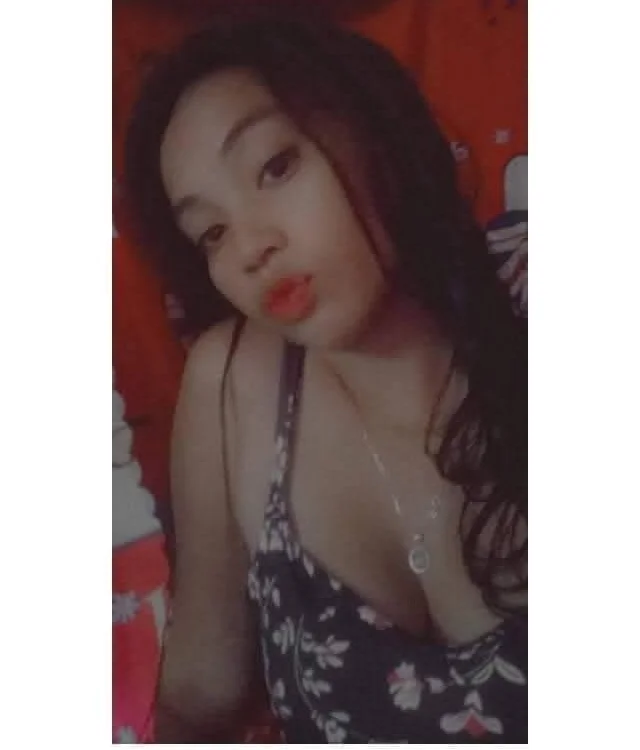 ursweet_mia Obrolan XXX Offline