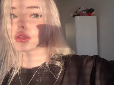 Blondie_ink - Girl 