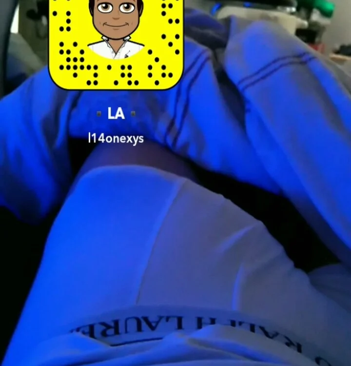 Offline XXX chat modela Lionayowe