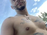 Reyes1730's webcam live show