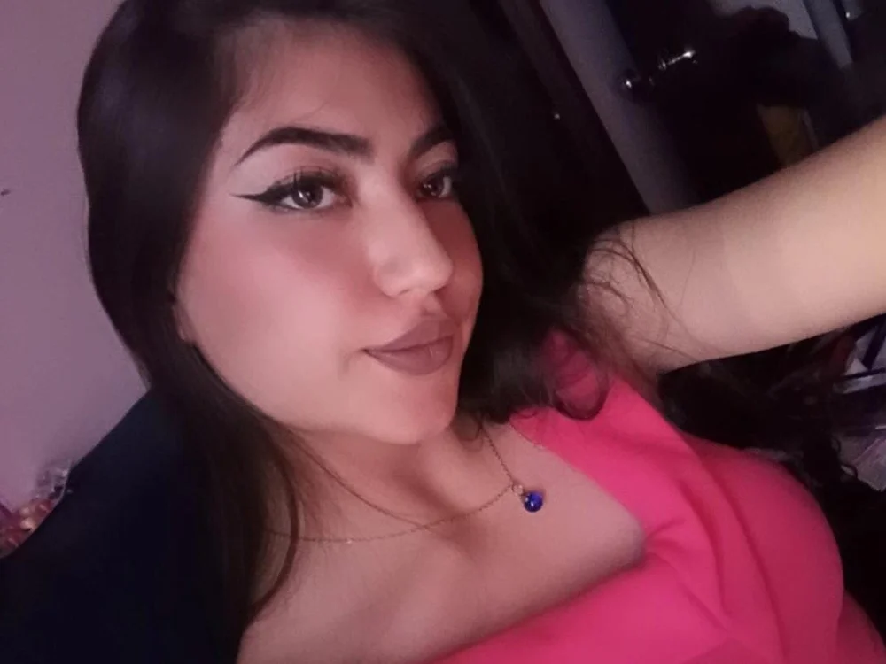 Offline chatovací místnost queen_fern