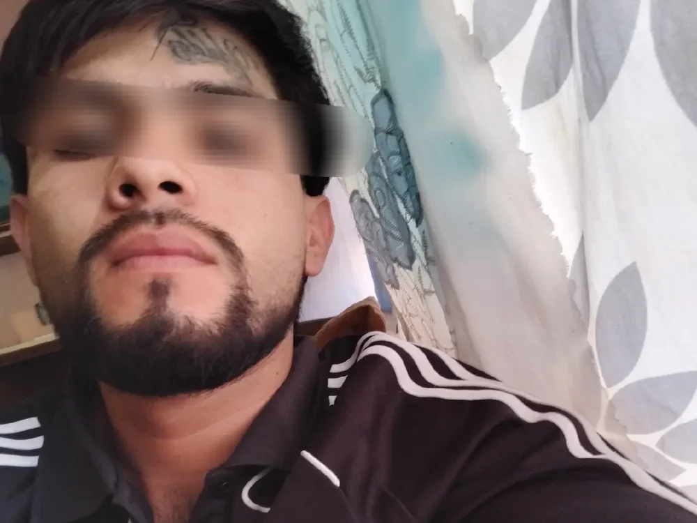 Jonny6w4n Offline XXX chat
