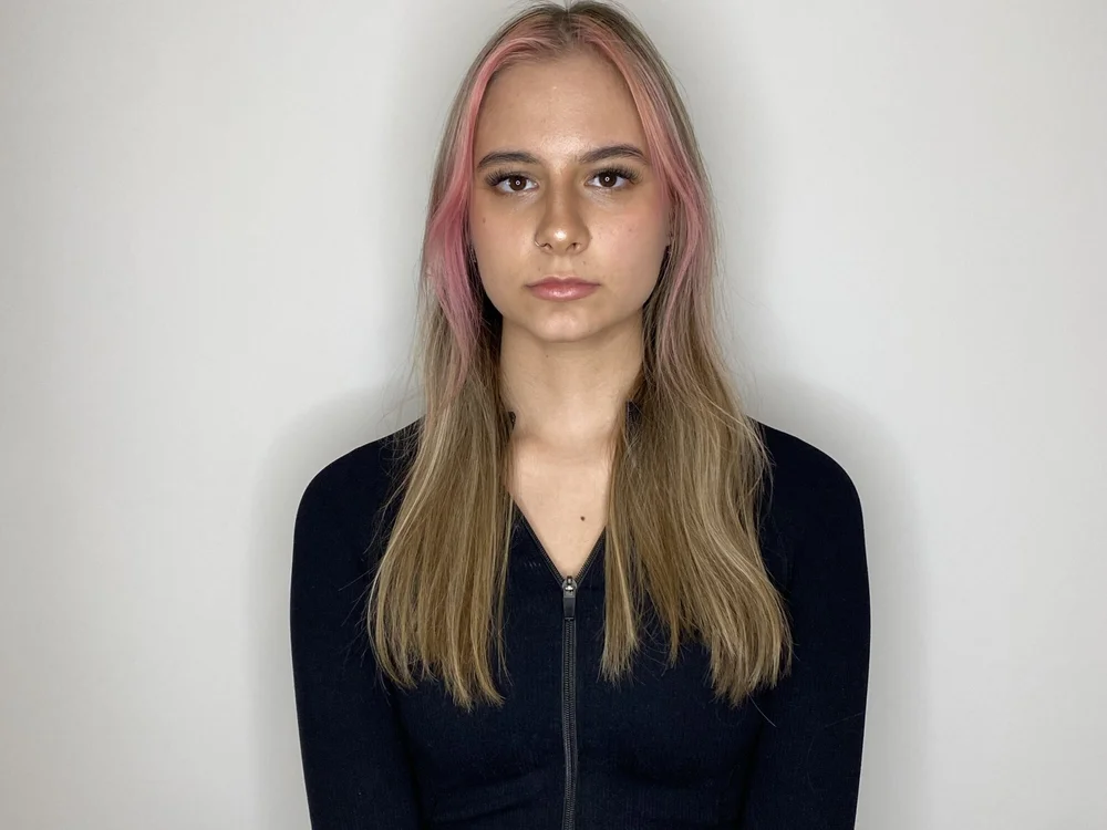 LidiaLofty's Offline Chat Room