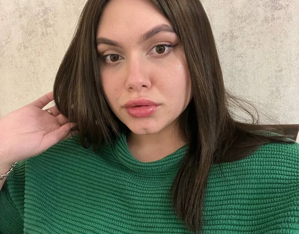 Emmi_Cute offline chatrum