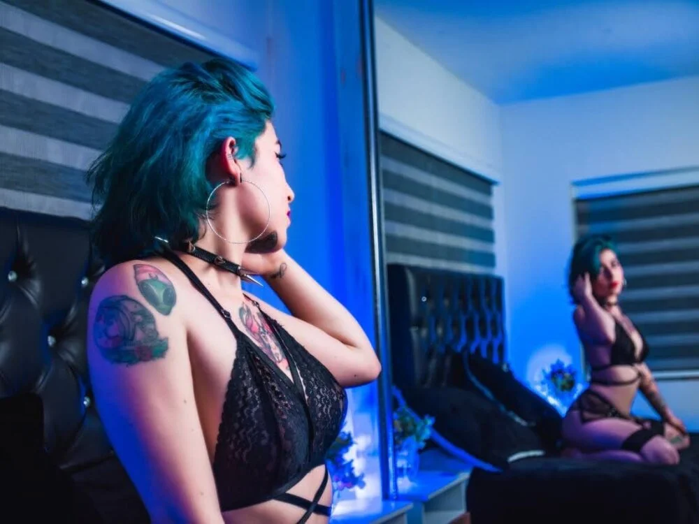 Nova_Kitty_Tx Chat XXX Ngoại tuyến