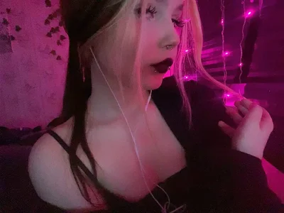 AuldNinth - Girl 