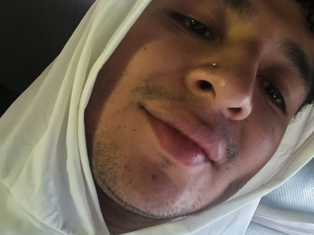 Brandon_1201's most recent online preview