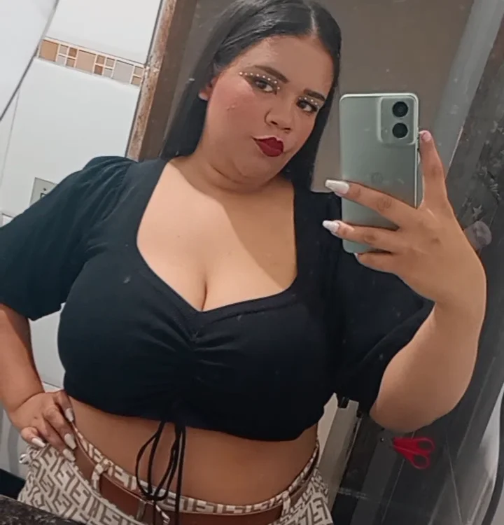 karinasousa1506's Offline XXX Chat