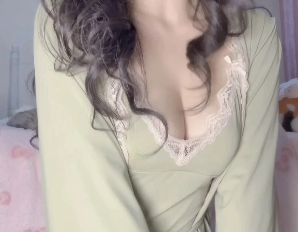 Shaofu86 Adlı Modelin Çevrimdışı XXX Sohbeti