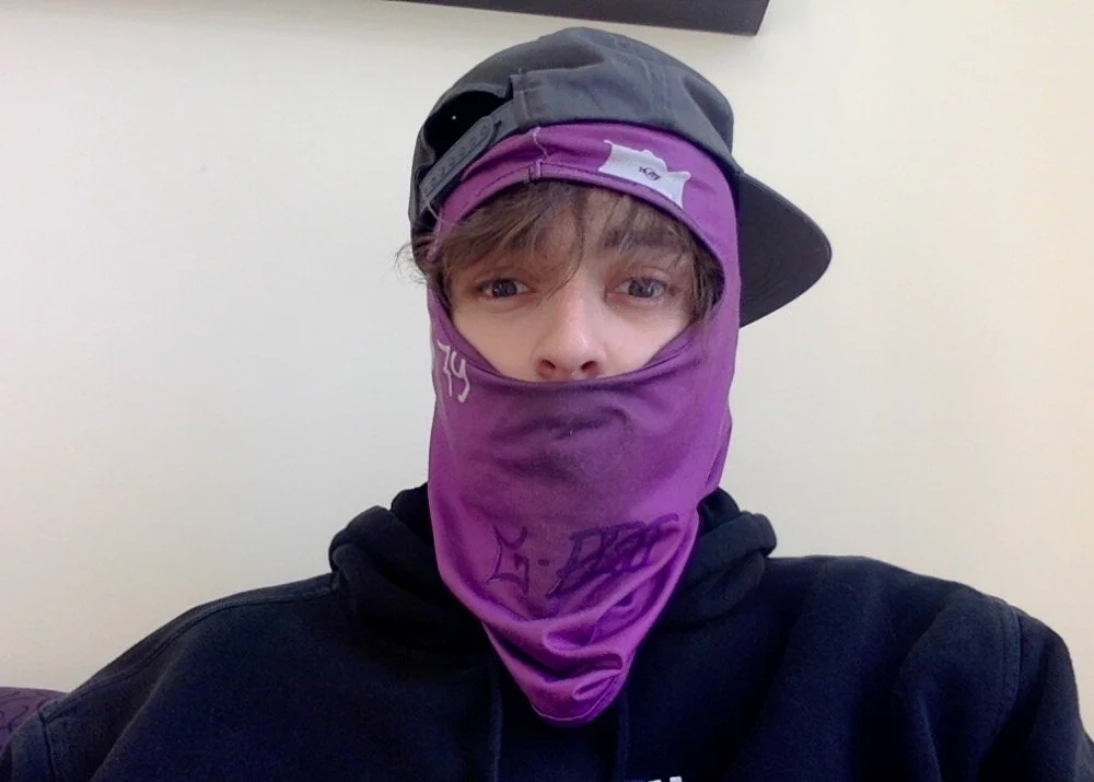 goneonline's Offline Chat Room