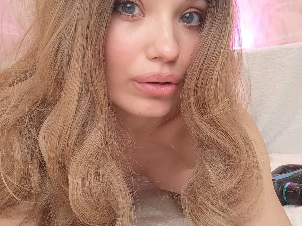 GirlViki offline chatrum