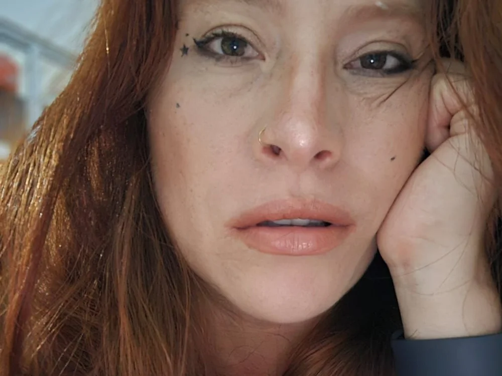 Offline chatovací místnost sharon_live