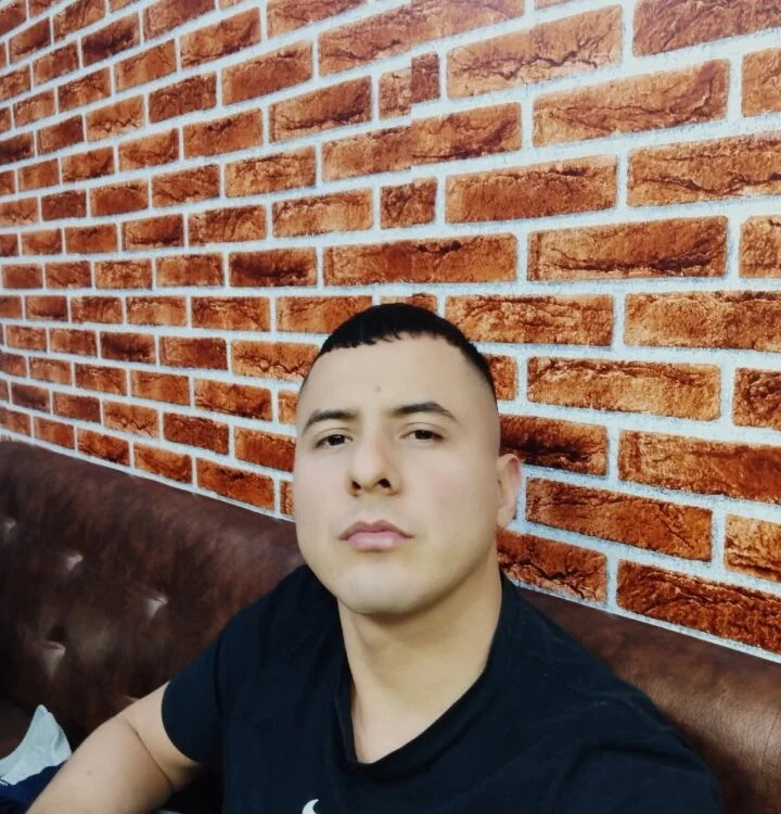 elkingderoma offline chatrum