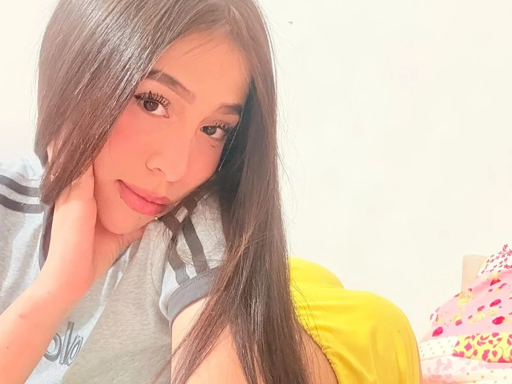 EmmaPiink_'s Offline XXX Chat