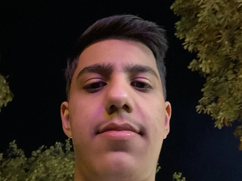 arun55x's Offline XXX Chat