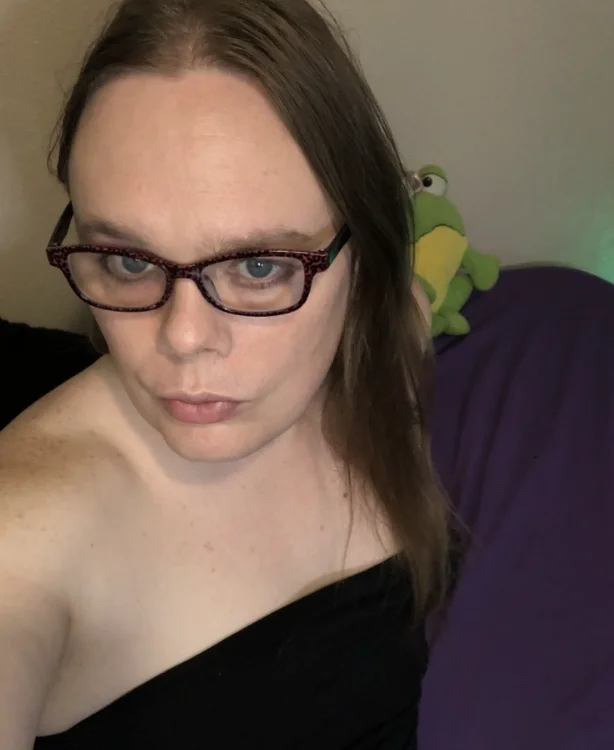 MissRavenTS' Offline Chat Room