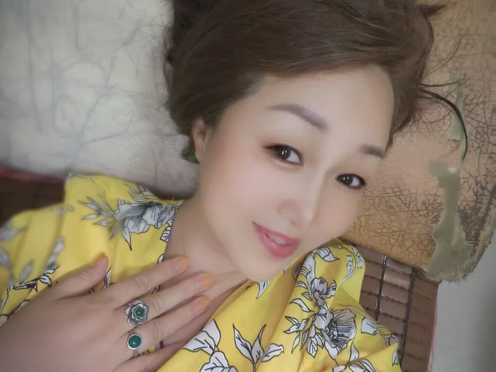 Офлайн-чат XXX CN-Lily