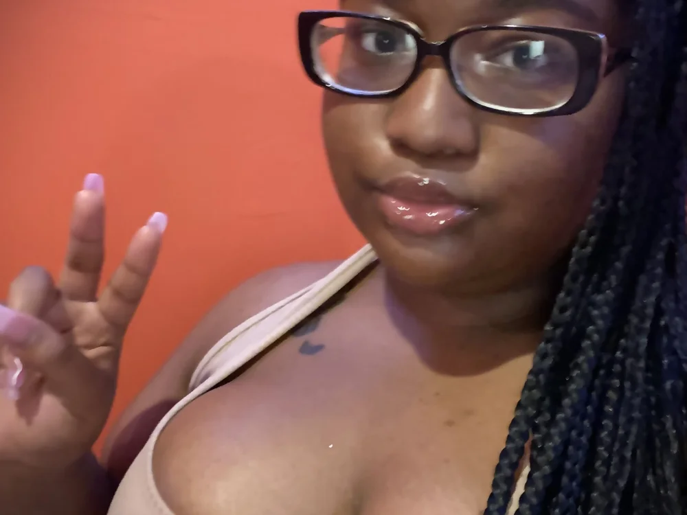 Iamgoddess777's Offline XXX Chat