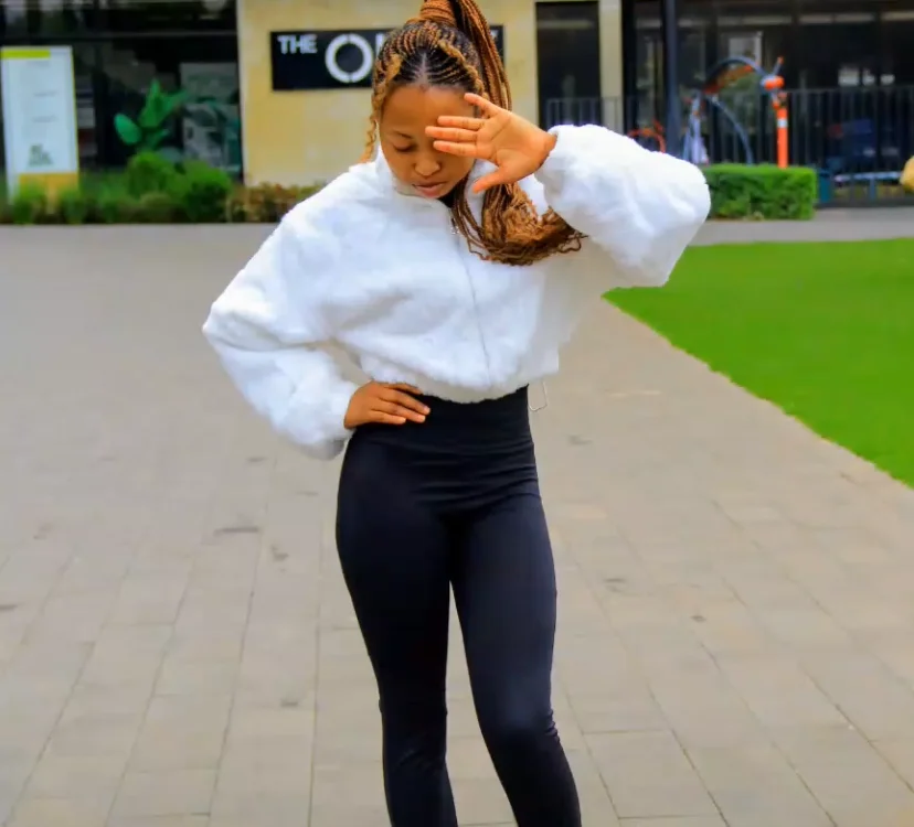 Sweethoneypot25n Offline XXX chat