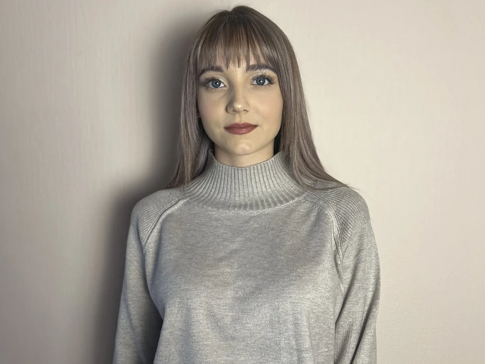 CamillaMiles' Offline Chat Room