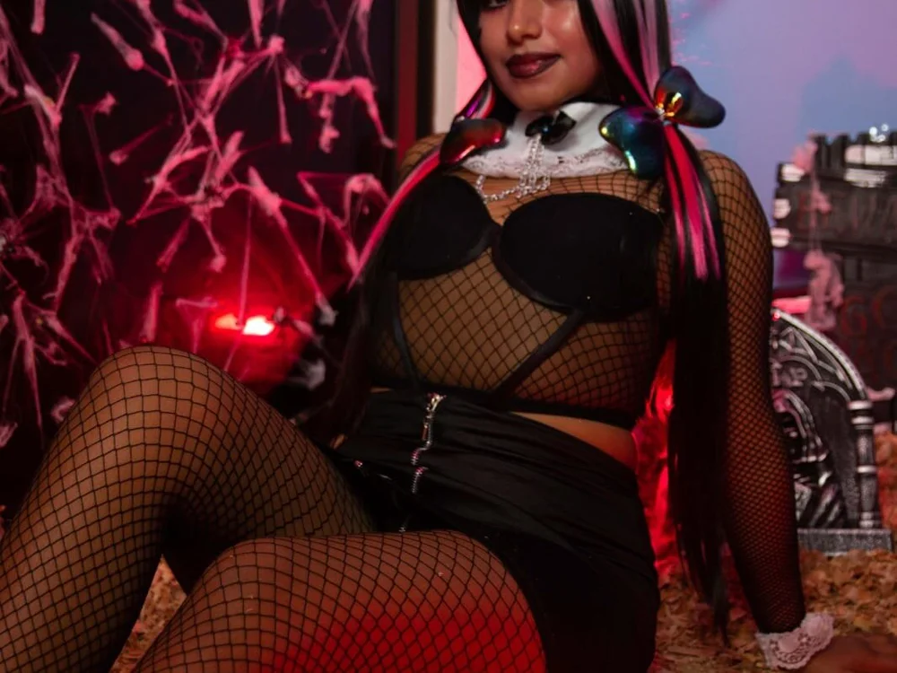 CamiilaSun's Offline Chat Room