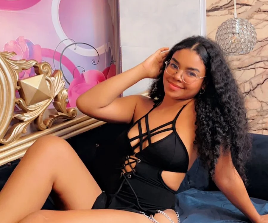 ari_brunettee offline chatrum