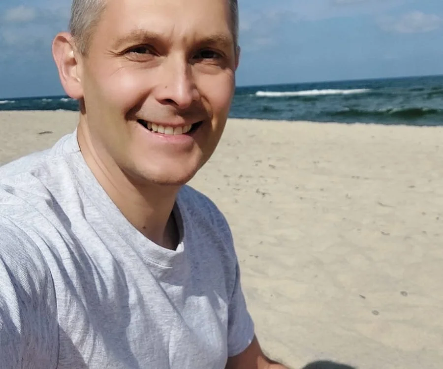 HornyYaro76n Offline XXX chat