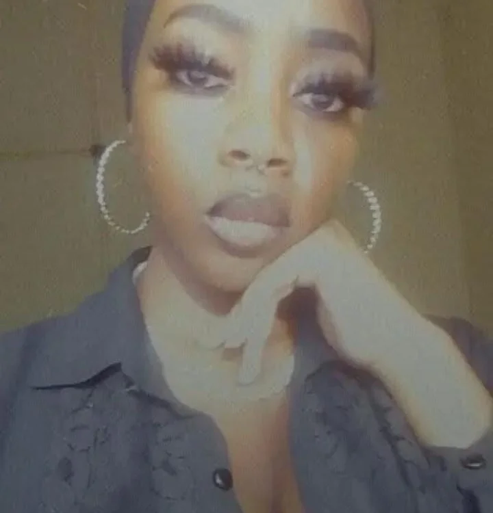 Dark-Dindy188's Offline XXX Chat