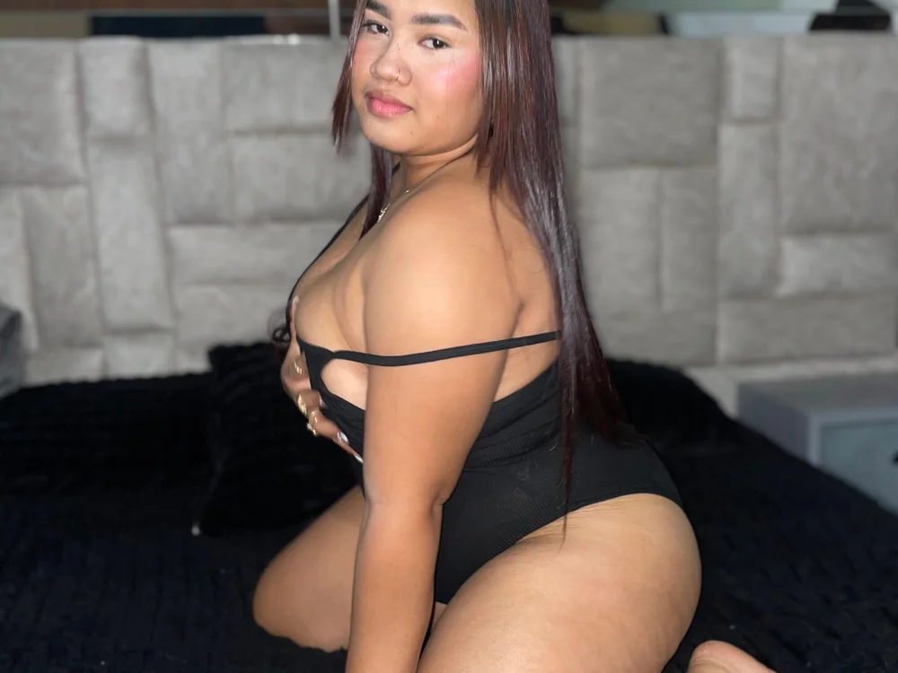 AmberInlondon's Offline Chat Room