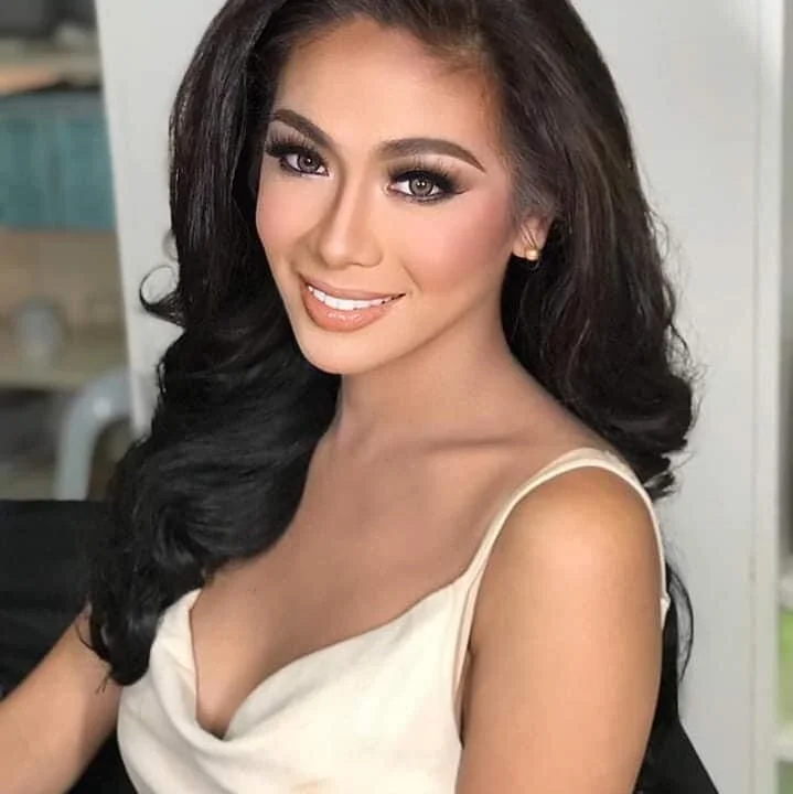 Miss-Victoria69's Offline XXX Chat