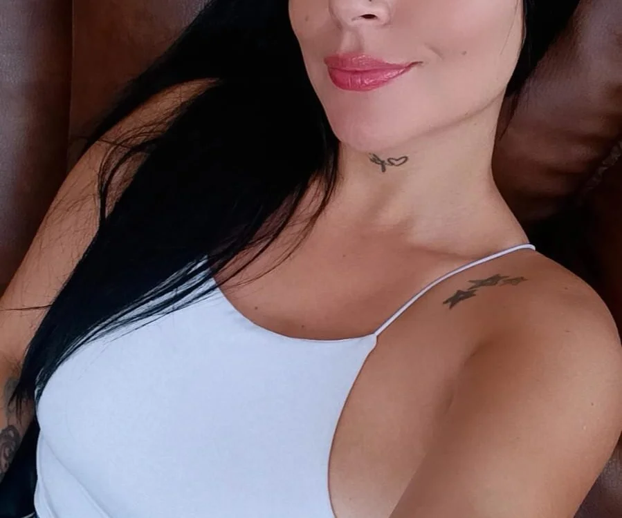 Офлайн-чат anniemayerx_