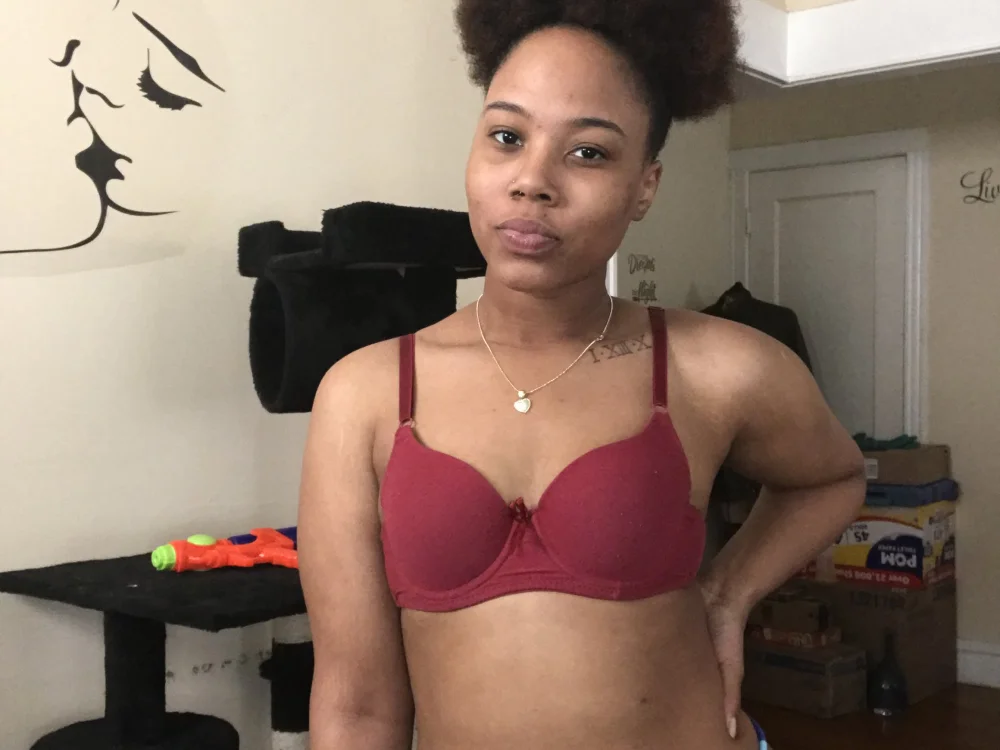 lightskinbunny72's Offline Chat Room