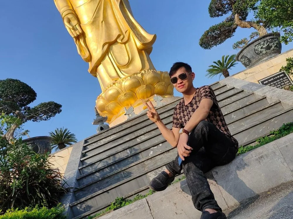 trieuhungReview 離線 XXX 聊天