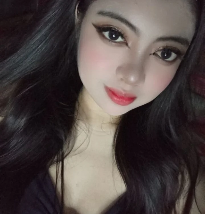 Boobsiekaty offline chatrum