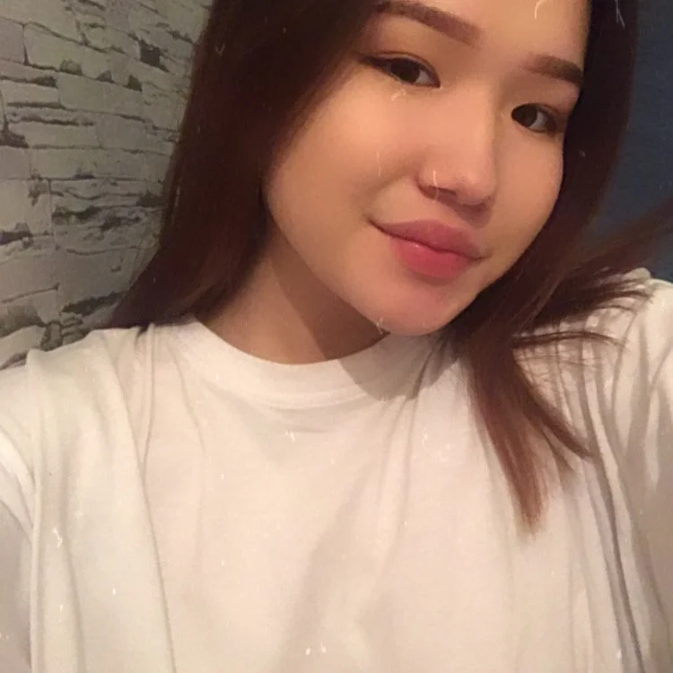 sara_yun's Offline XXX Chat
