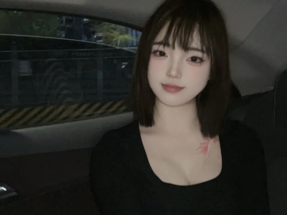 Luminagirl04 離線 XXX 聊天