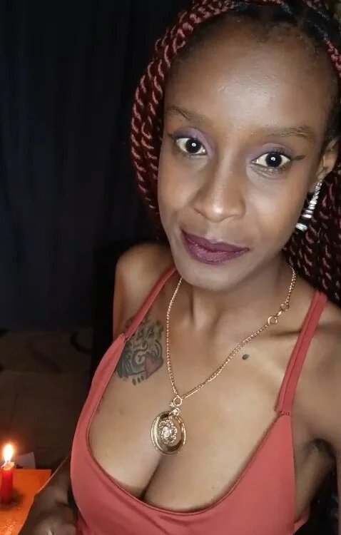 Chat +18 off-line de Hot_Cherry_Ebony