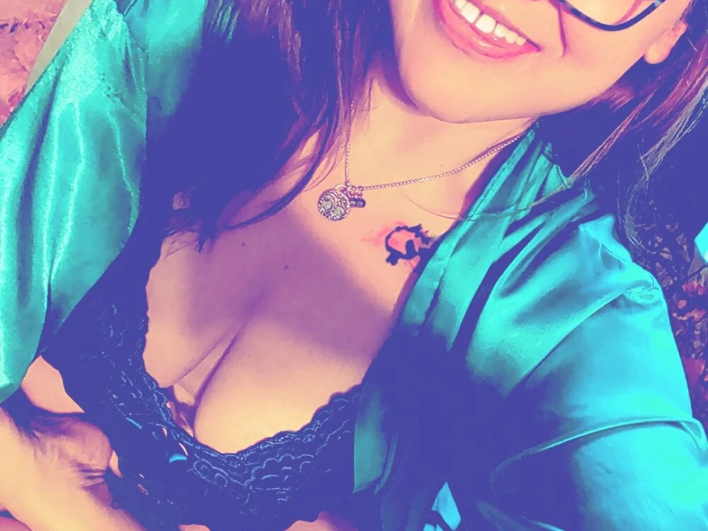 Jessieb902020 Offline XXX Chat