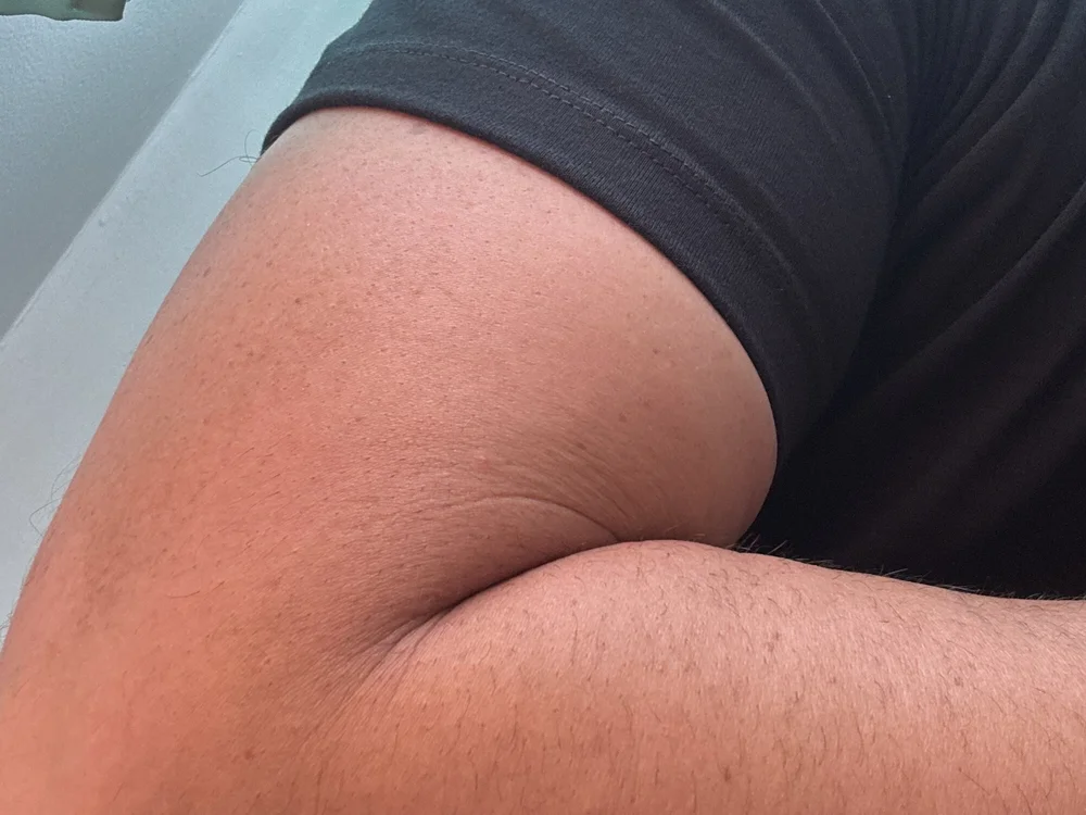 zeuspervybigcock's Offline XXX Chat