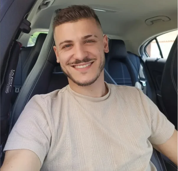 Casual_Mike Offline XXX Chat