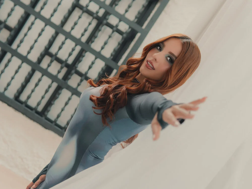 Офлайн-чат XXX MelanieHudson_