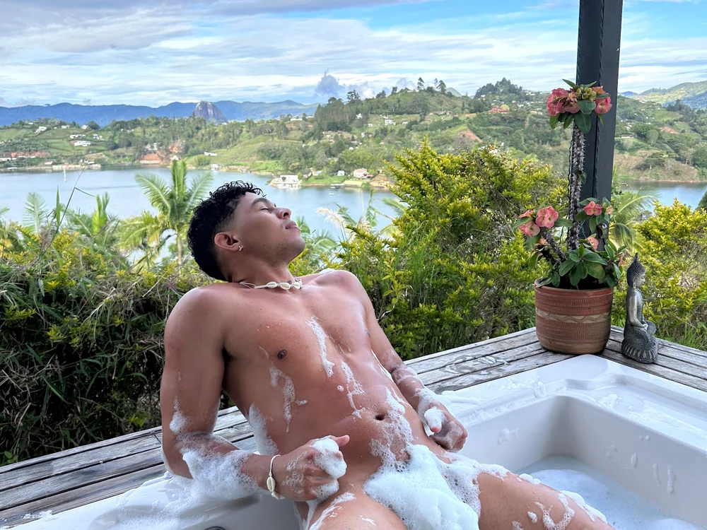 Chatroom XXX hors ligne de austin_spears_