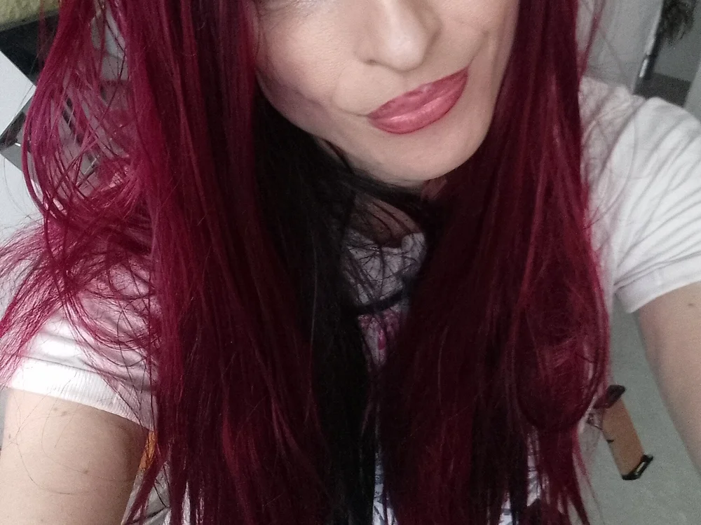 naomyfyfrom70s' Offline XXX Chat