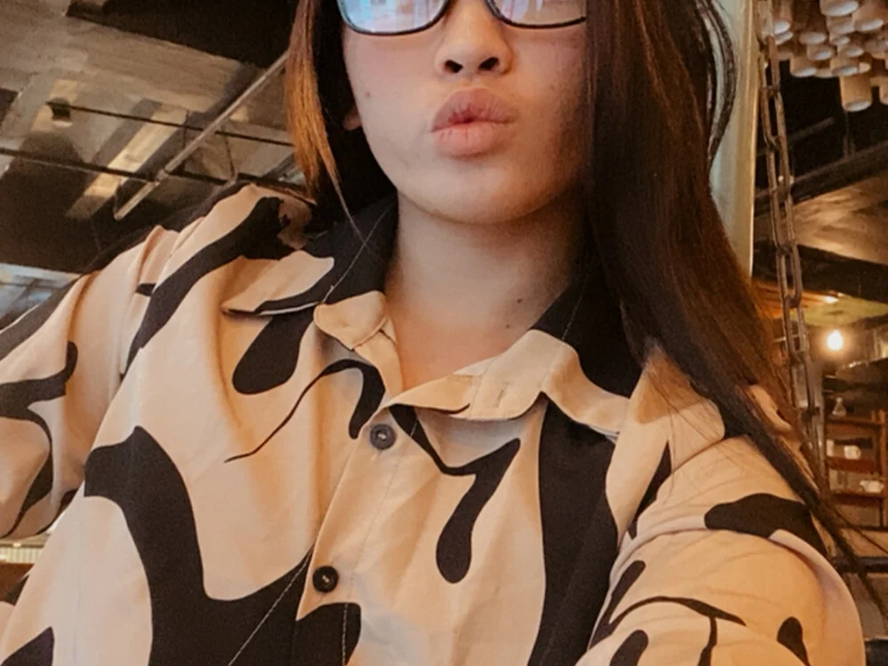 Hotcumbb28 Chat XXX Ngoại tuyến