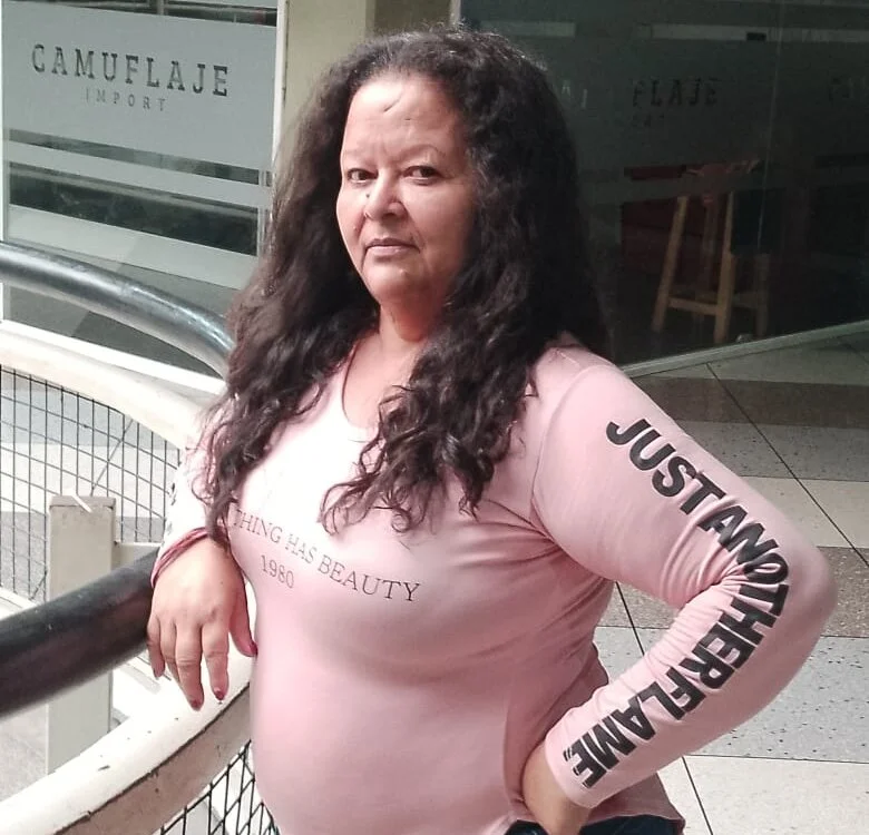 sahira_yasin 離線 XXX 聊天